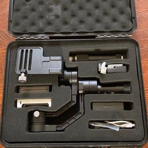 I am selling a Zhoyun gimbal, black brand new.